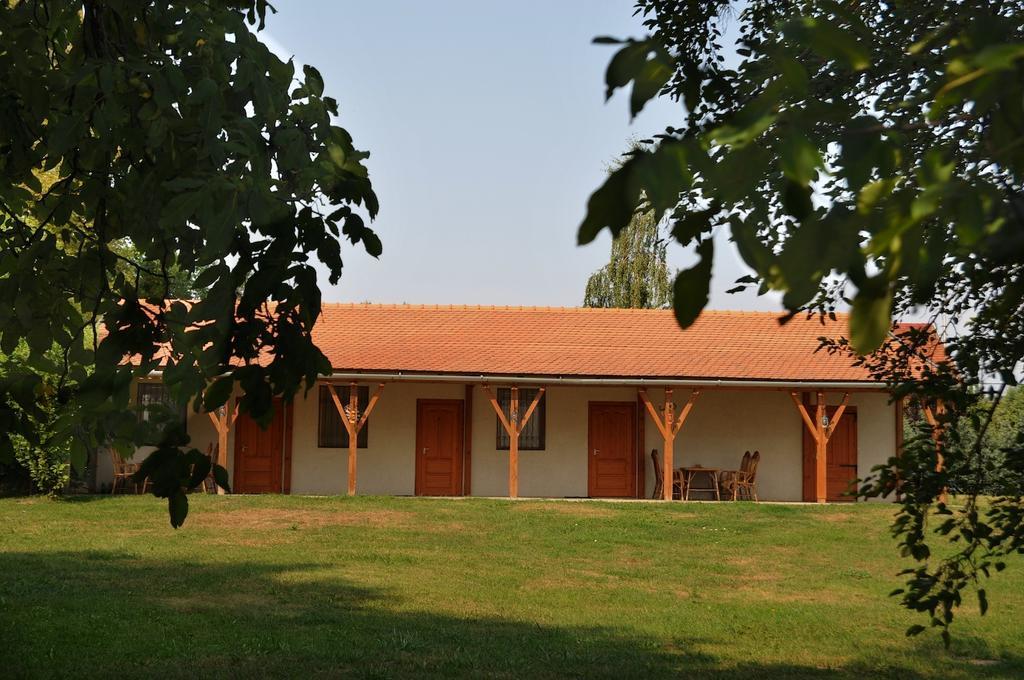 Hotel Gergely Tanya Garabonc Esterno foto